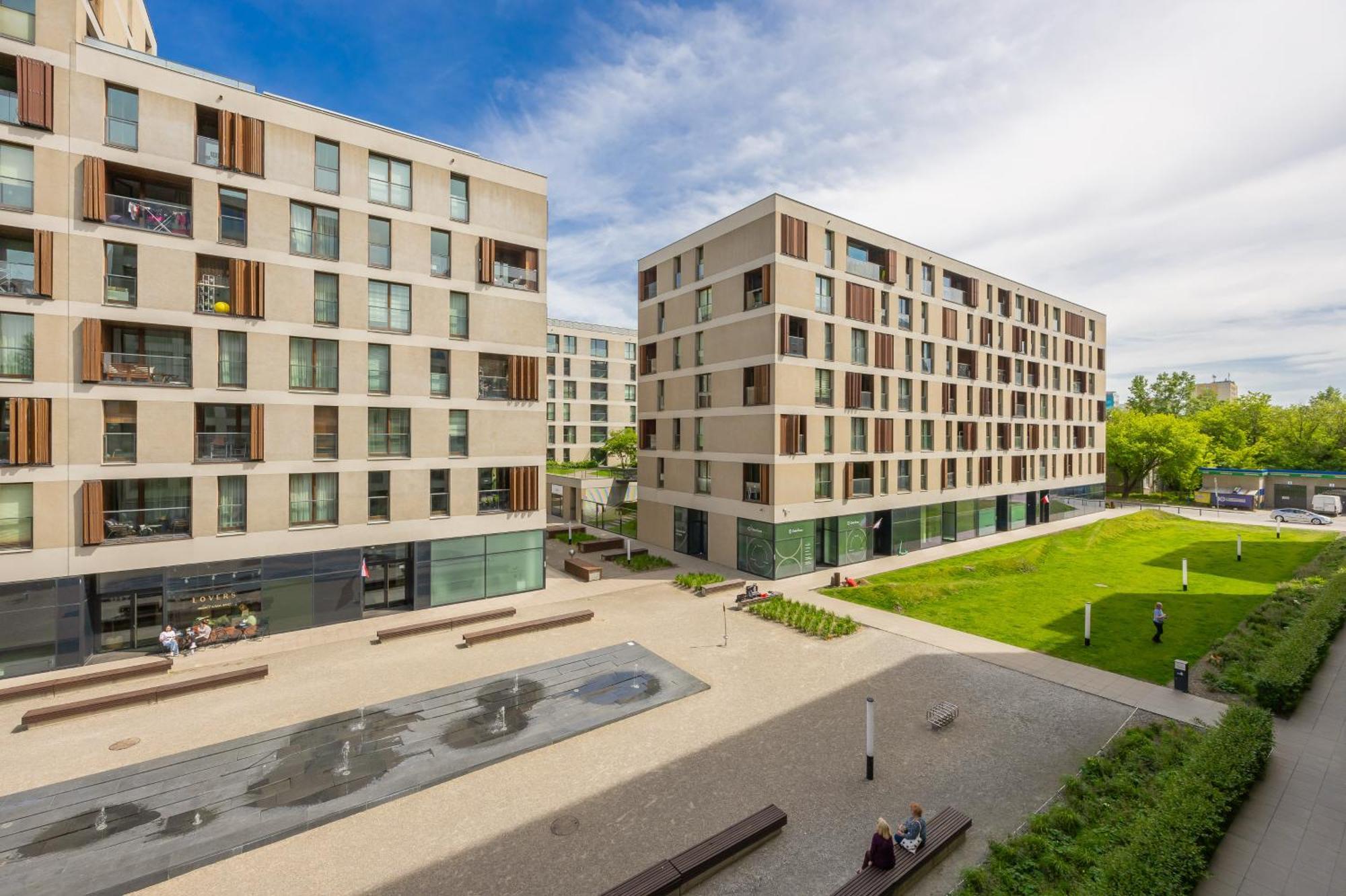 Cozy Apartments With Parking In The 19Th District By Noclegi Renters Warsawa Bagian luar foto